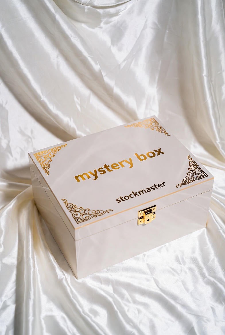 Mystery Box Elite - 300€ di Lusso Supremo con Garanzie Top!